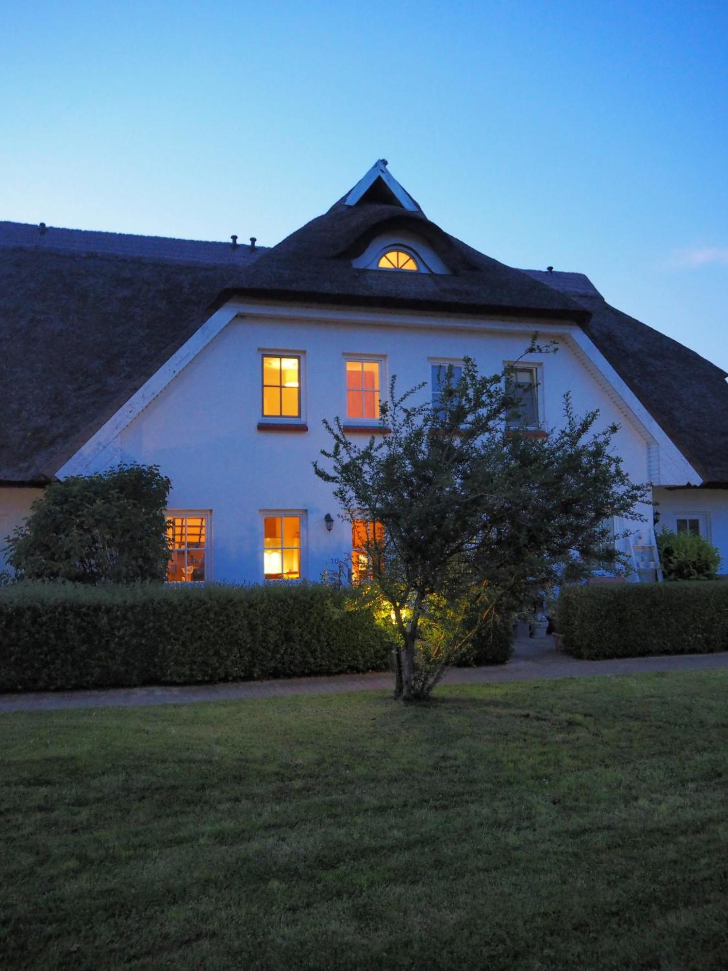 Lieblingsplatz Im Reethus Apartment Putbus Bagian luar foto